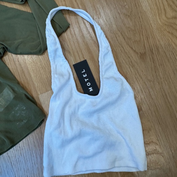 BNWT Motel Rocks Kelly Shirt Olive And Motel Rocks White Halter - Picture 11 of 11